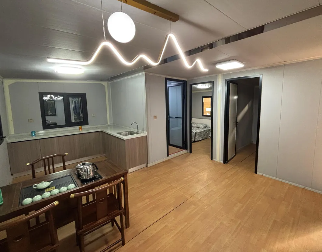Interior 4