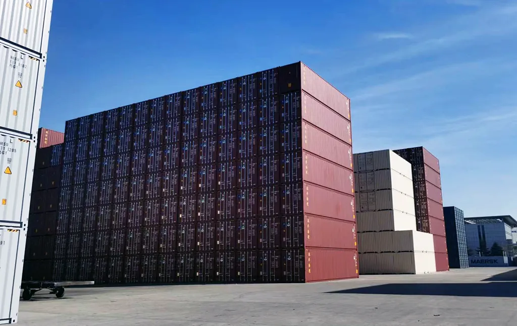 Abrir casas prefabricadas y tiendas comerciales por un lado