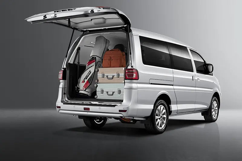 New Energy MPV M5 Electric Car Features