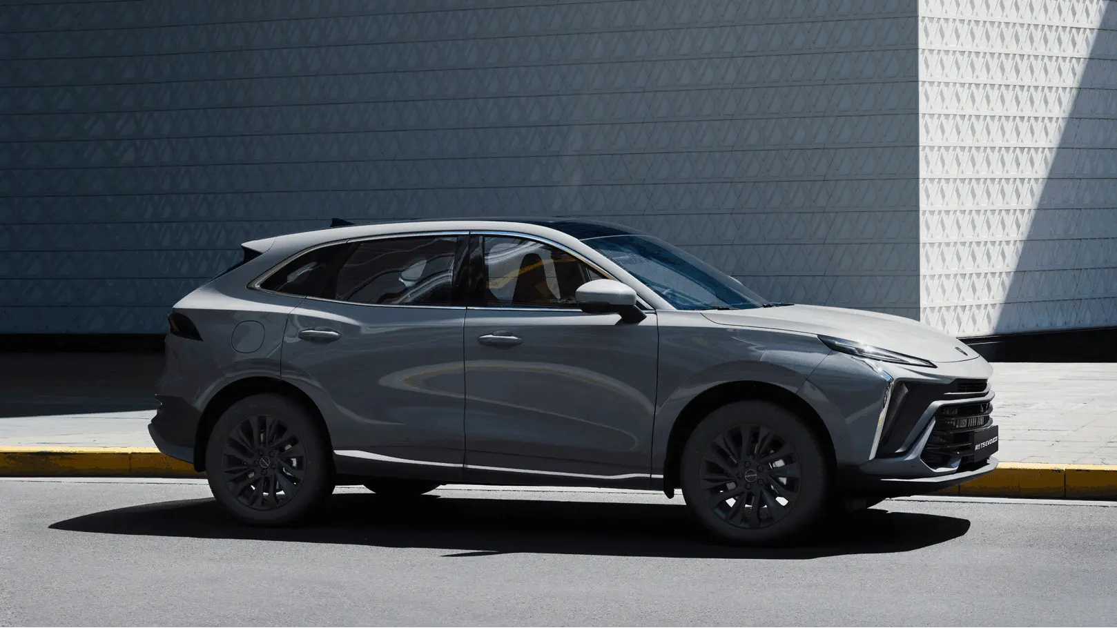 China Forthing T5 HEV – Smooth and Efficient Hybrid SUV Featuring Turbo Power and Intelligent Driver Support Technologies Manufacturers, Suppliers
