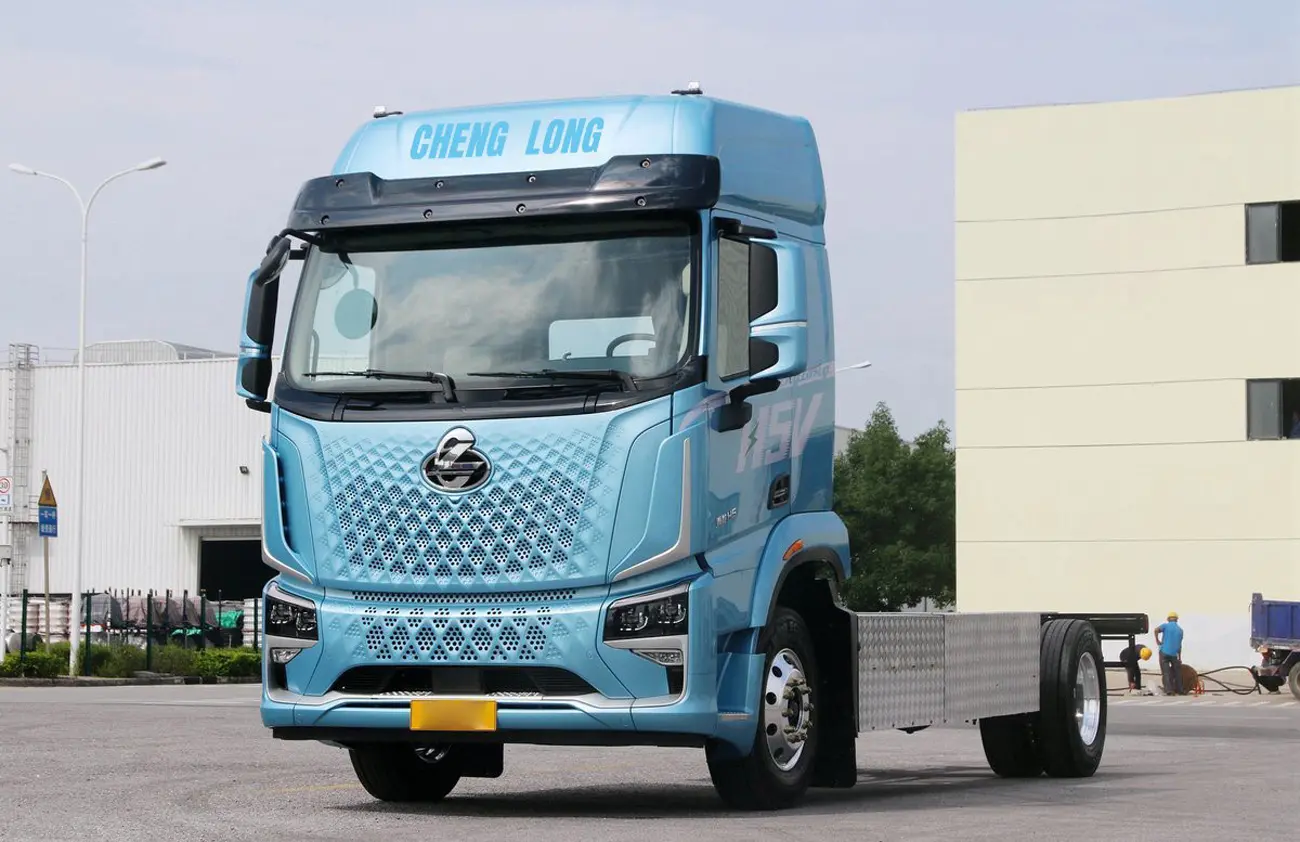 China 4×2 H5V Electric Tractor Truck Manufacturers, Factories
