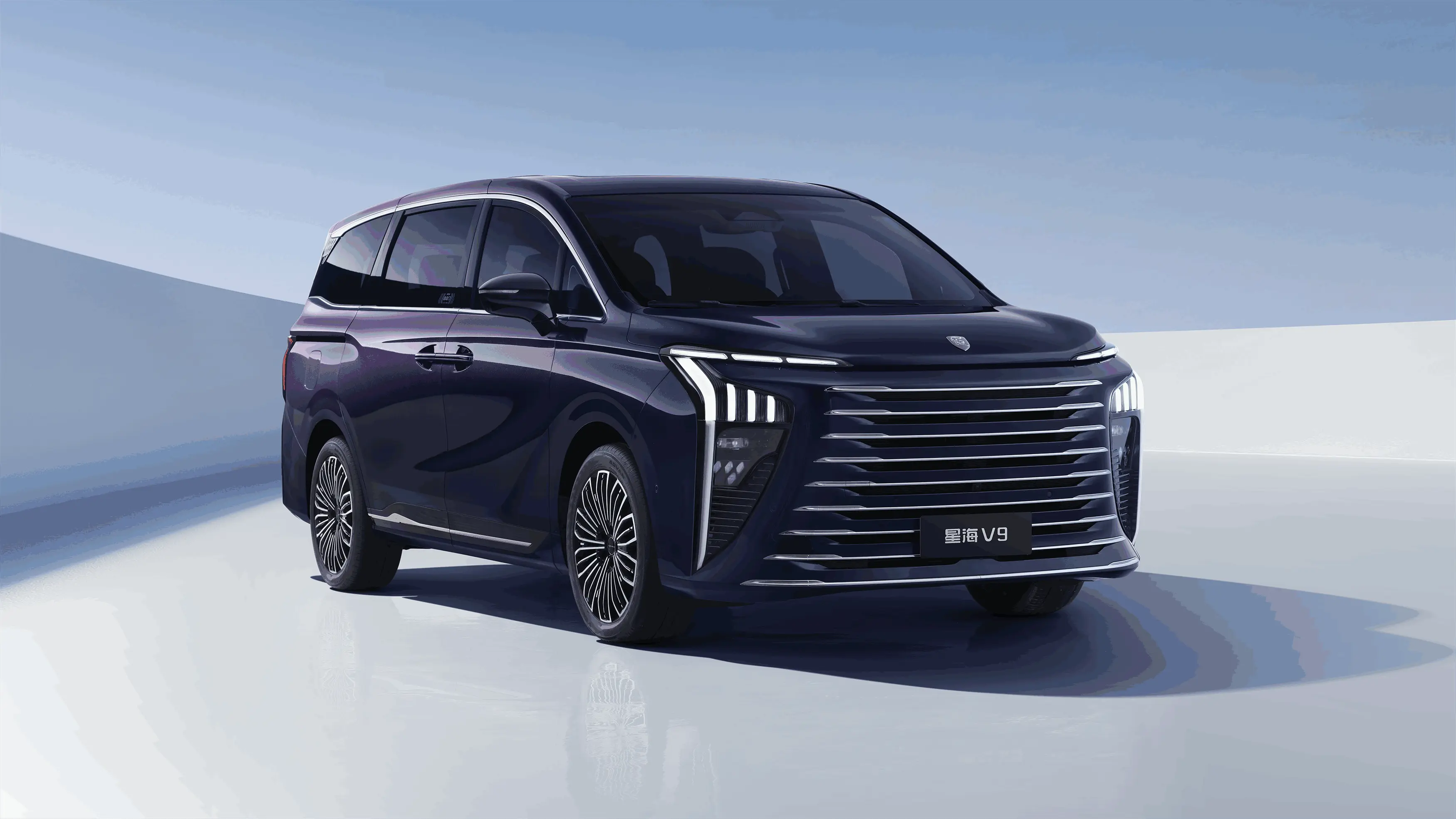 Wholesale Dongfeng Forthing V9 Plug-In Hybrid MPV Luxury Electric Vehicle Manufacturer, Factories