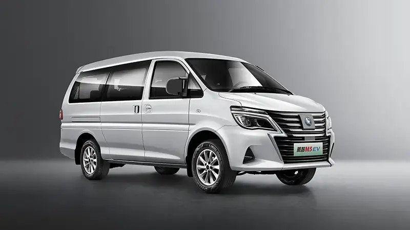 China Dongfeng High Speed and New Design New Energy MPV M5 Electric Car Ev Car for Sale Manufacturers, Suppliers