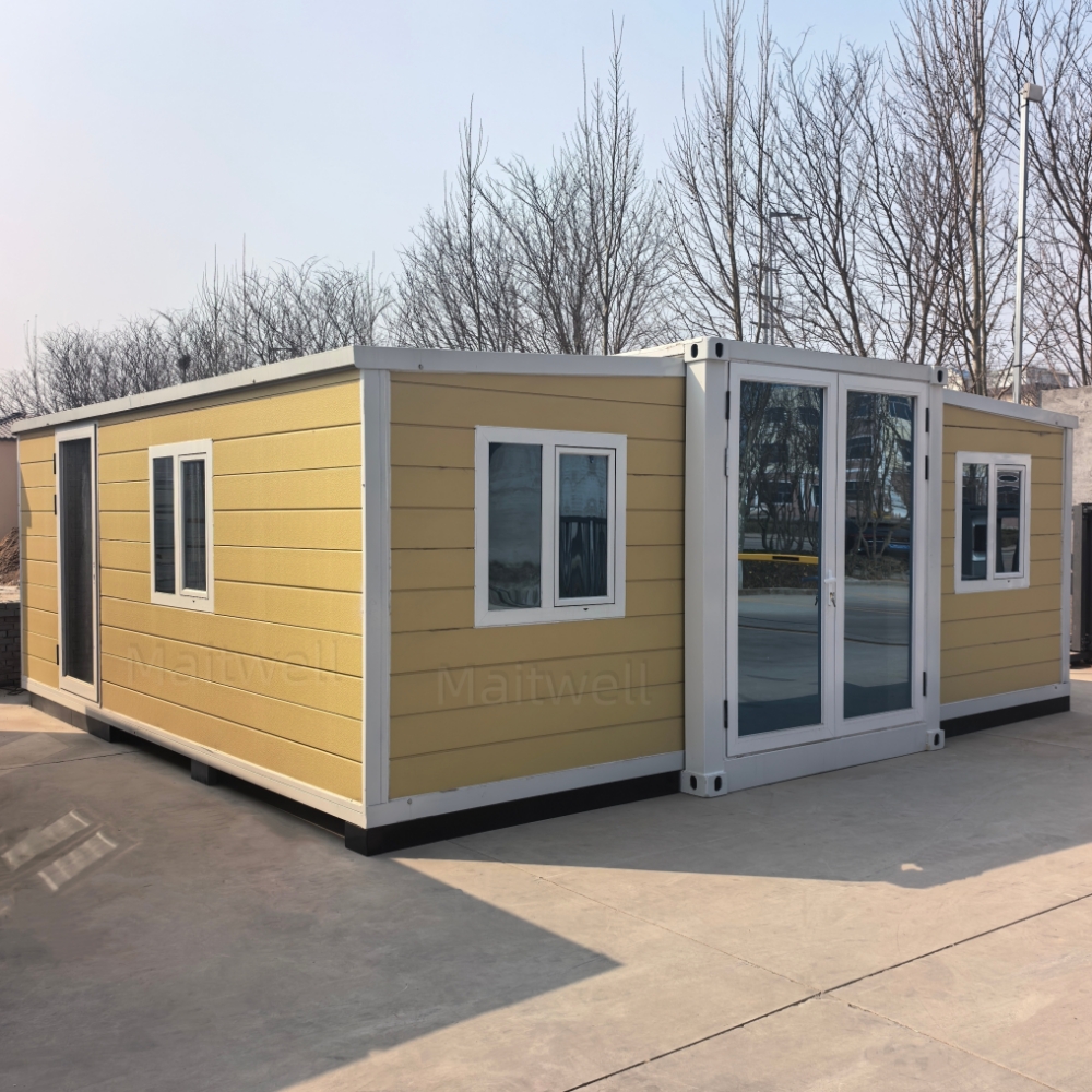 Prefabricated Steel Structure Corrugated Metal Exterior Wall Modern Design Container House for Living and Office