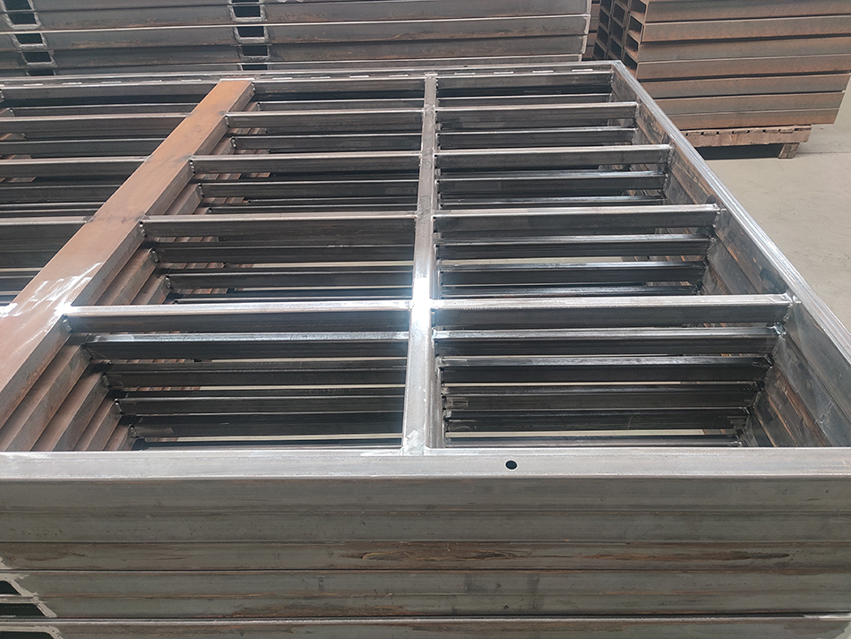 Customized Large Heavy-Duty Metal Sheet Manufacturing Steel Structure Welding Frame Fabrication With Iron Material Bending Type