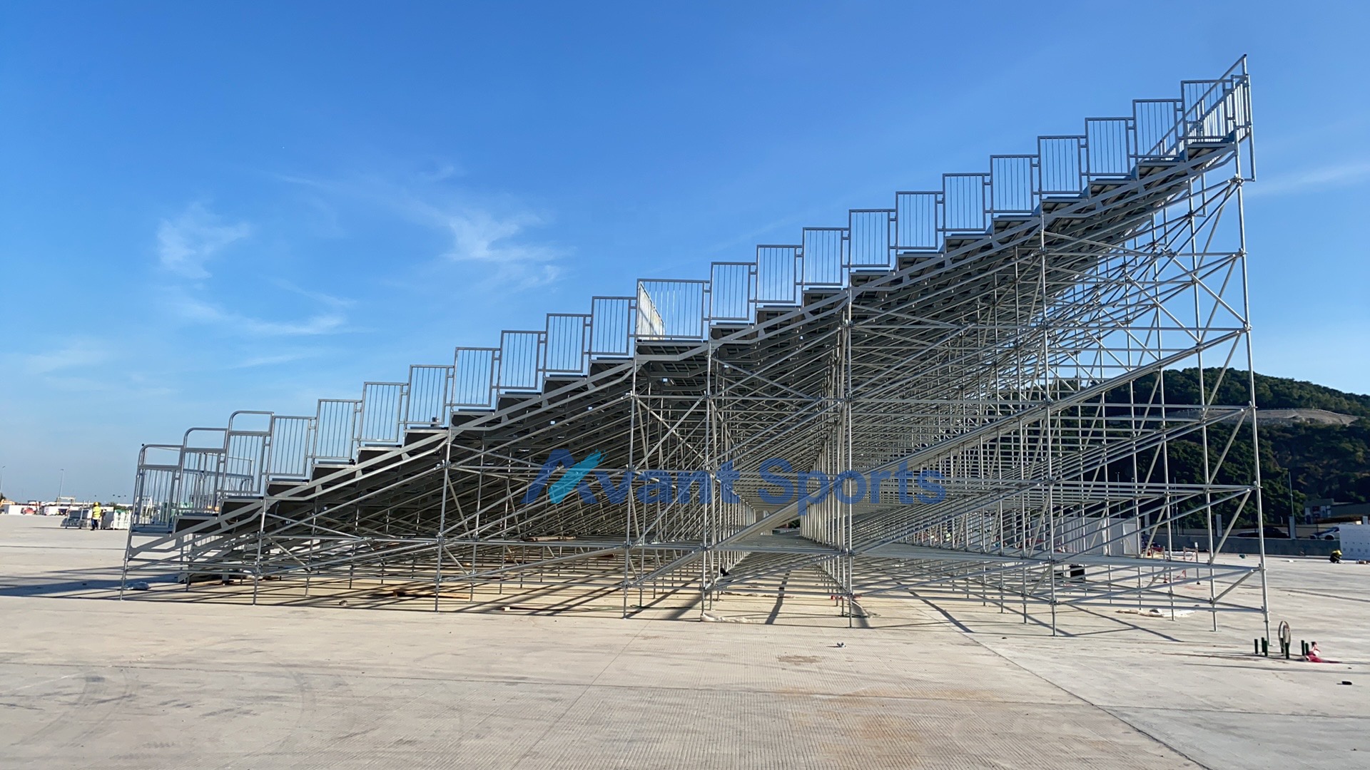 Avant Sports Prefabricated Steel Grandstand Seating With 2000 Seats Large Capacity Grandstands Structure For Stadium&amp;Sport Field
