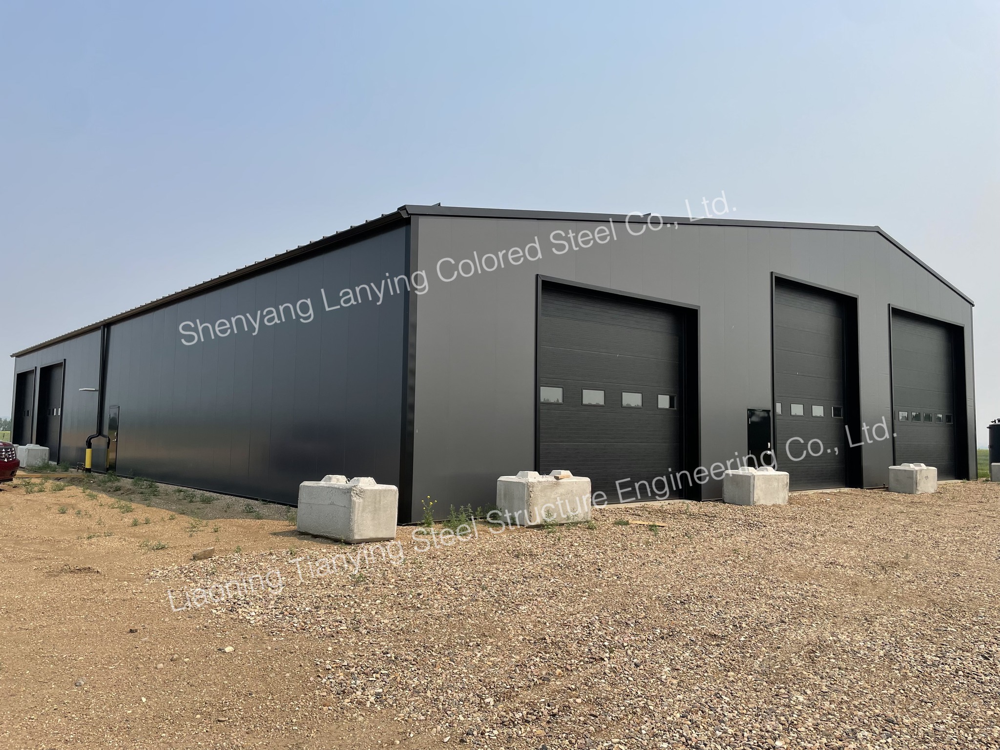 Prefabricated Steel Structure Logistics Warehouse Workshop Industrial Building Commercial Building Steel Structure Warehouse