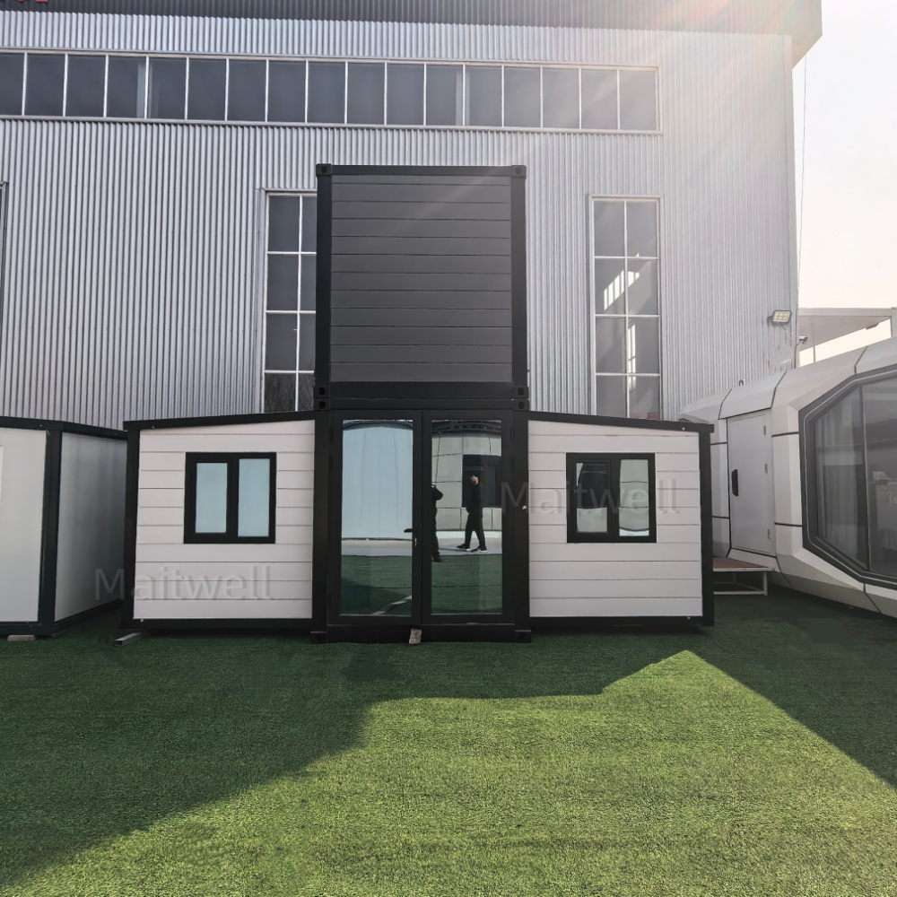 Prefabricated Steel Structure Corrugated Metal Exterior Wall Modern Design Container House for Living and Office