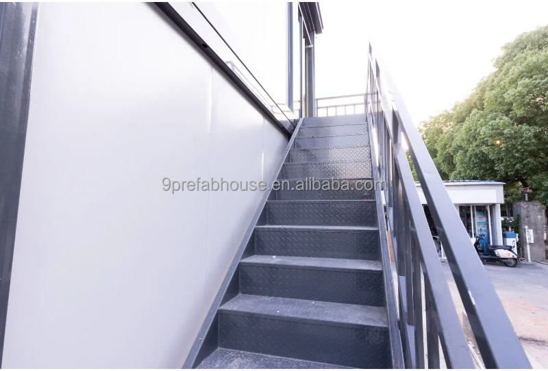 External staircase option