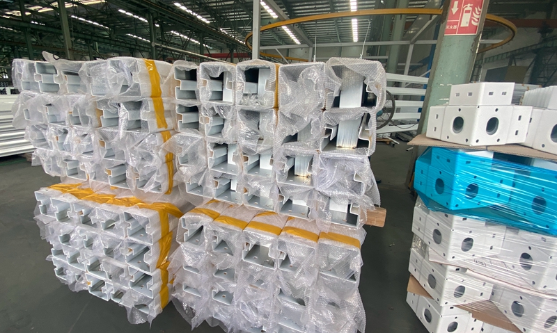 Column packaging details