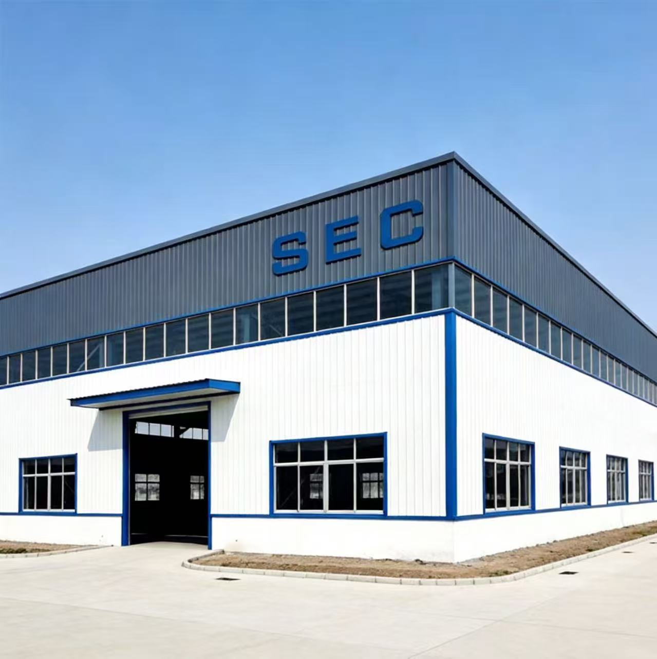 Prefabricated Modern Industrial Steel Structure Workshop Building 5-Year Warranty High Wind Resistance Heavy Roof Load Capacity
