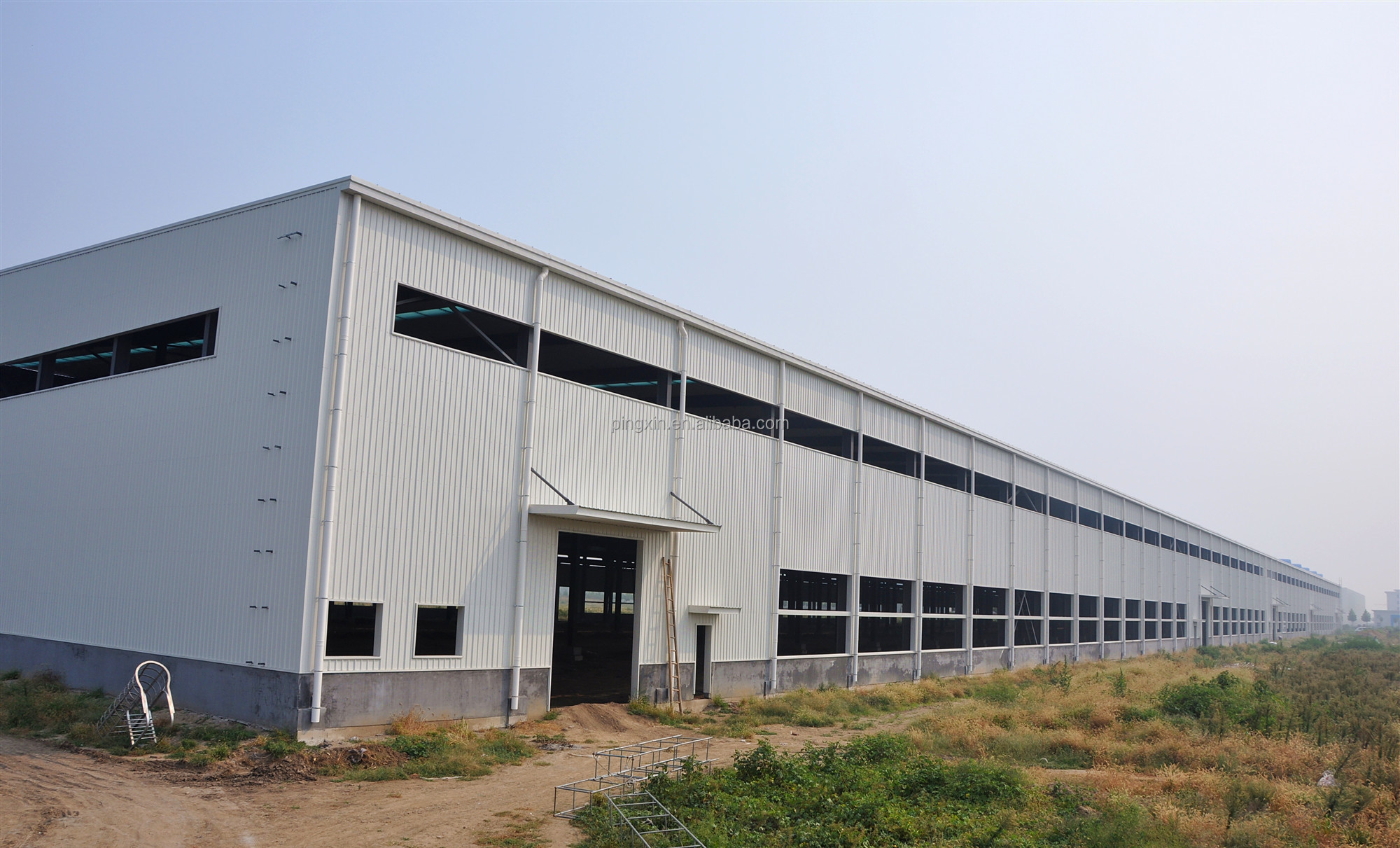 Modern Light Metal Prefab Industrial Steel Structure Gable Frame Workshop Office Building Construction for Warehouse Use