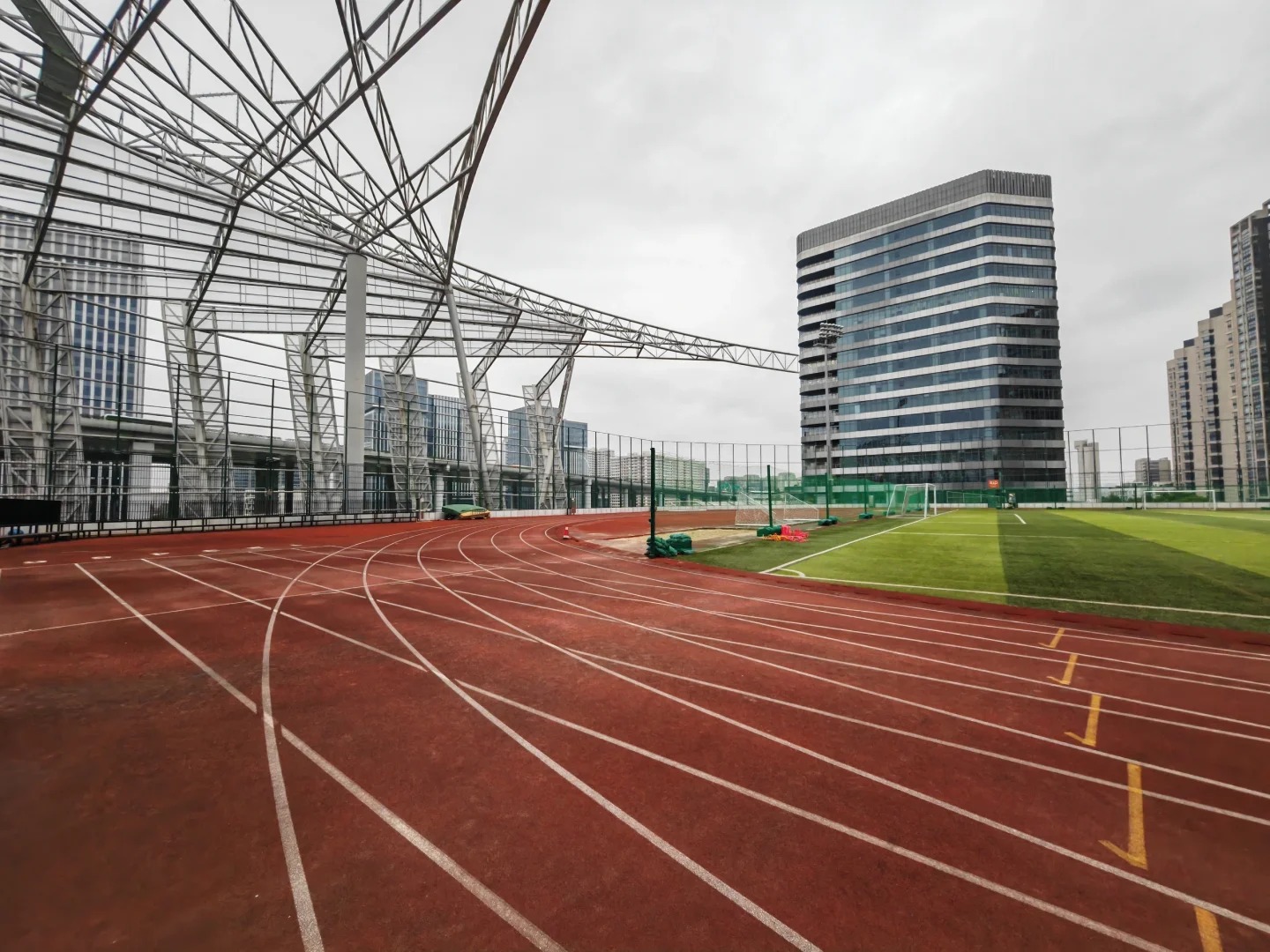 Modern Design Steel Structure Stadium Durable Versatile Sports Facility Buildings