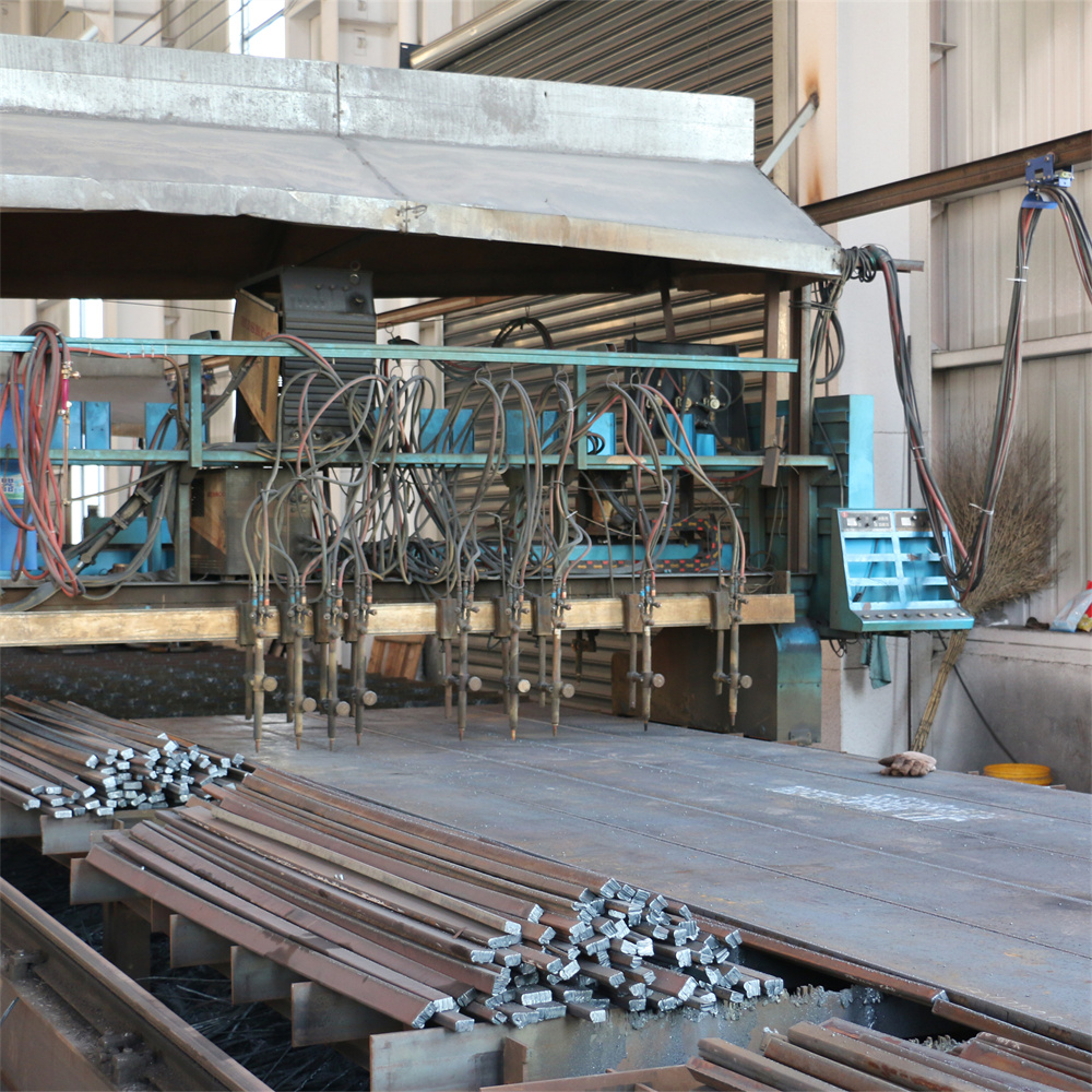 Prefab building wall panels installation