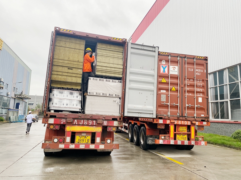 Container loading visual