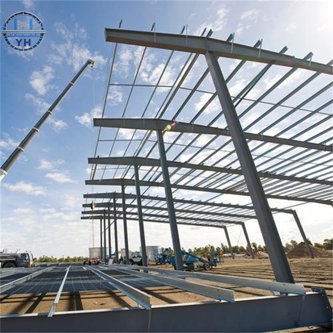 Quickly Construct a Steel Structure Warehouse Building with a Metal Framework, a Steel Shed for Cars, and a Garage Building.