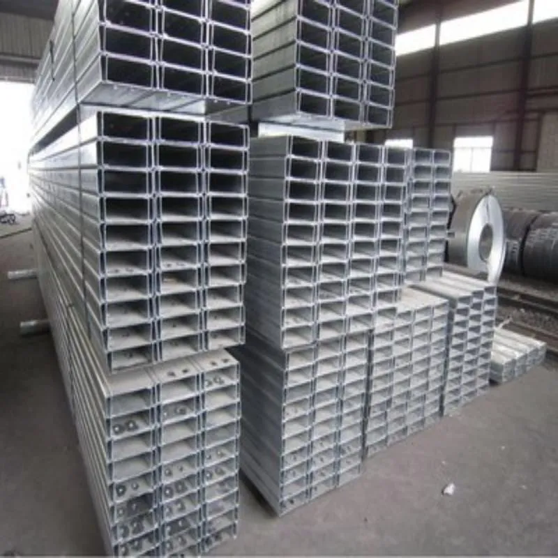 Durable Prefabricated Steel Building for Integrated Cattle Breeding and Agricultural Storage Facility