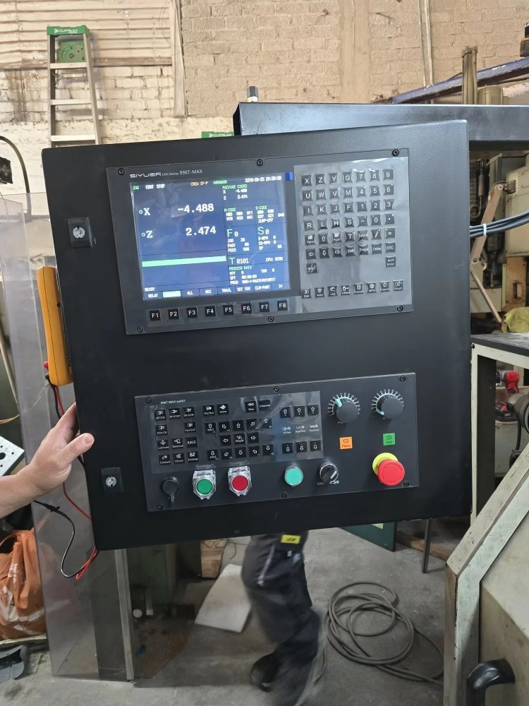 Economical 3 Axis Lathe Turning Machine New CNC System Controller with Multi-Langua Support Core PLC Components