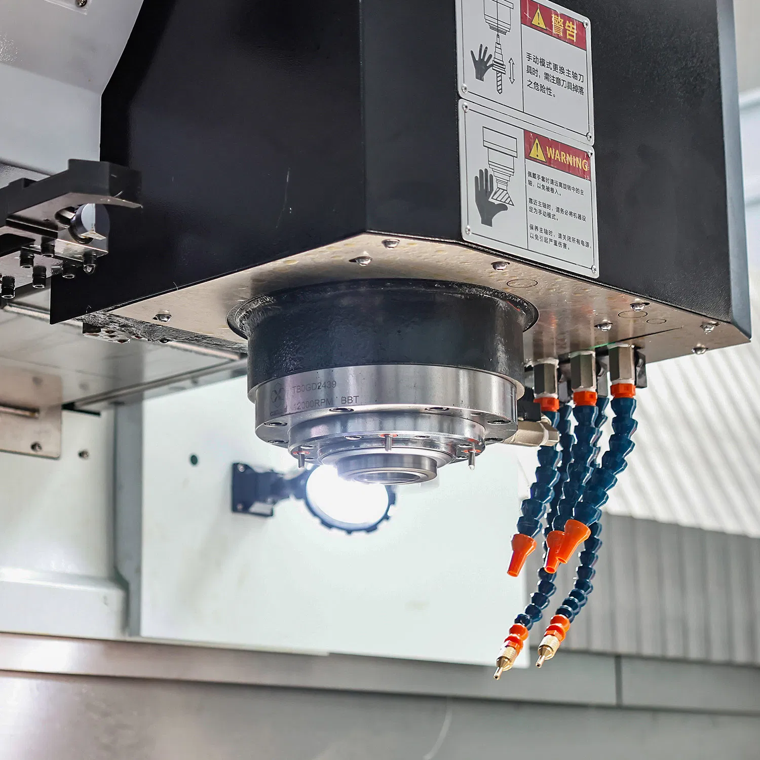 Dfv-Z 2580 Series High-Speed Long Stroke Machining Center CNC Machine