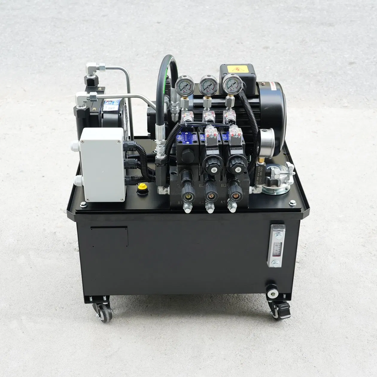 High-Performance Hydraulic System for Precision CNC Machining Tools