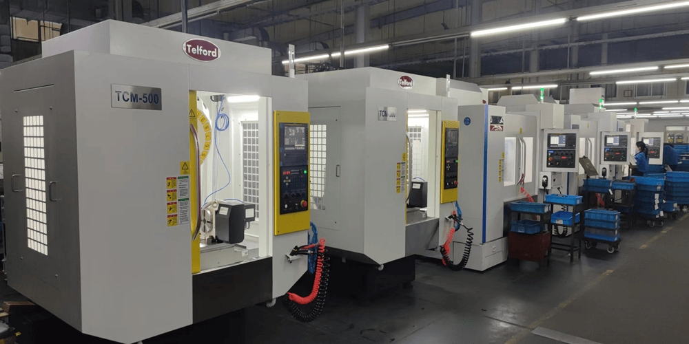 Vmc500 Vertical Machining Center for High-Speed Metal CNC Drilling &amp; Milling