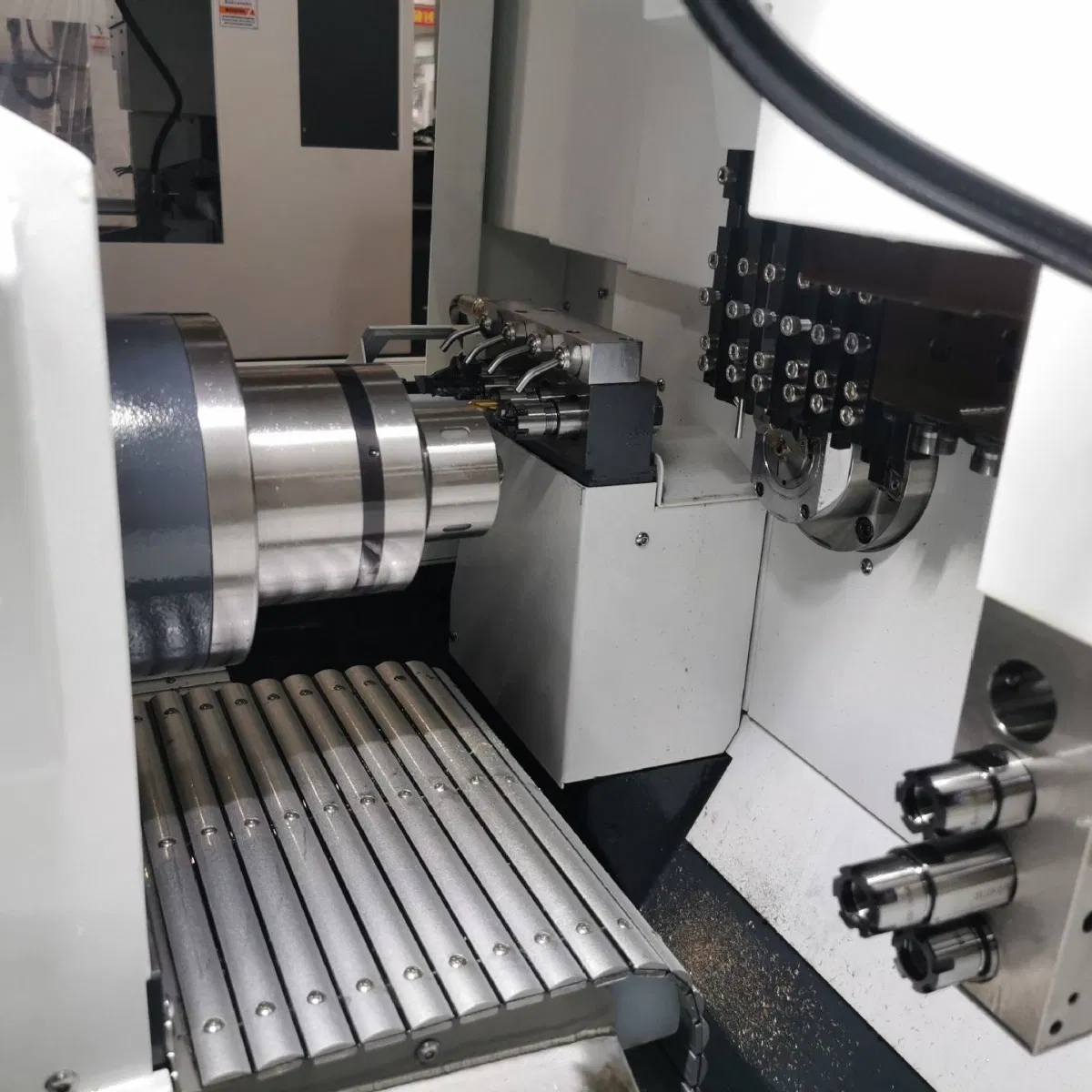 Ck1107 Multi Axis Swiss Type Machine with Automatic Bar Feeder High Speed CNC Turning Center