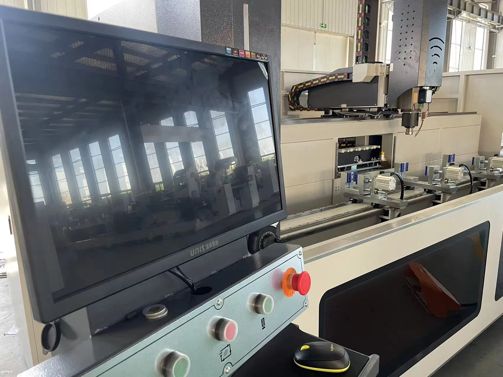 Industrial Aluminum Profile High Speed CNC Machining Center