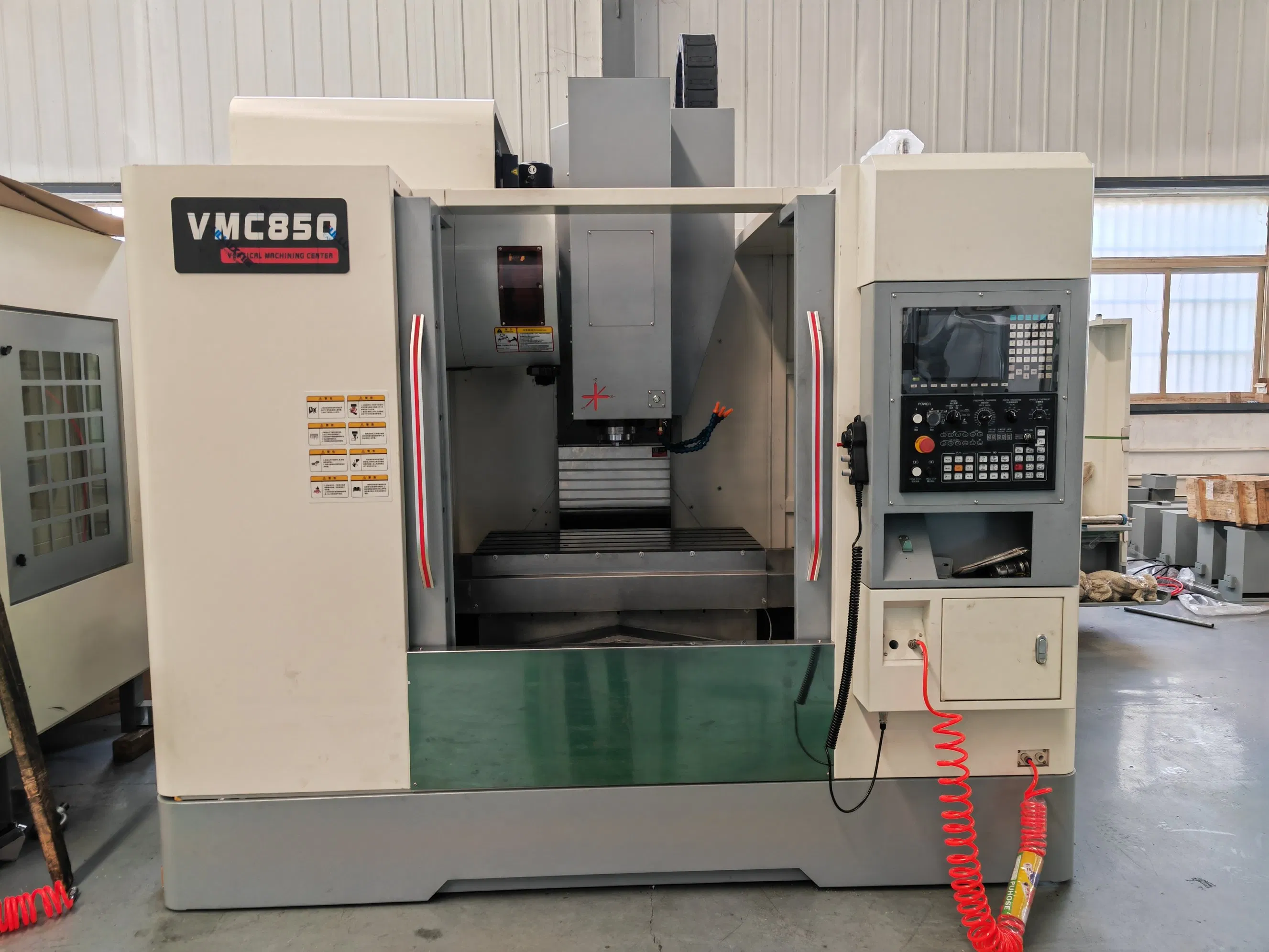 High Rigidity Robust Vmc850/Vmc855/Vmc1060/Vmc1160 CNC Milling Machine an Efficient High-Speed Vertical with 3 Axis/4 Axis CNC Machine Machining Center