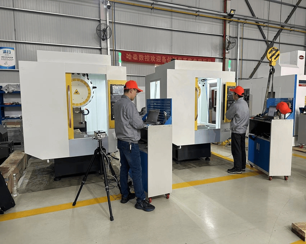 Vmc500 Vertical Machining Center for High-Speed Metal CNC Drilling &amp; Milling