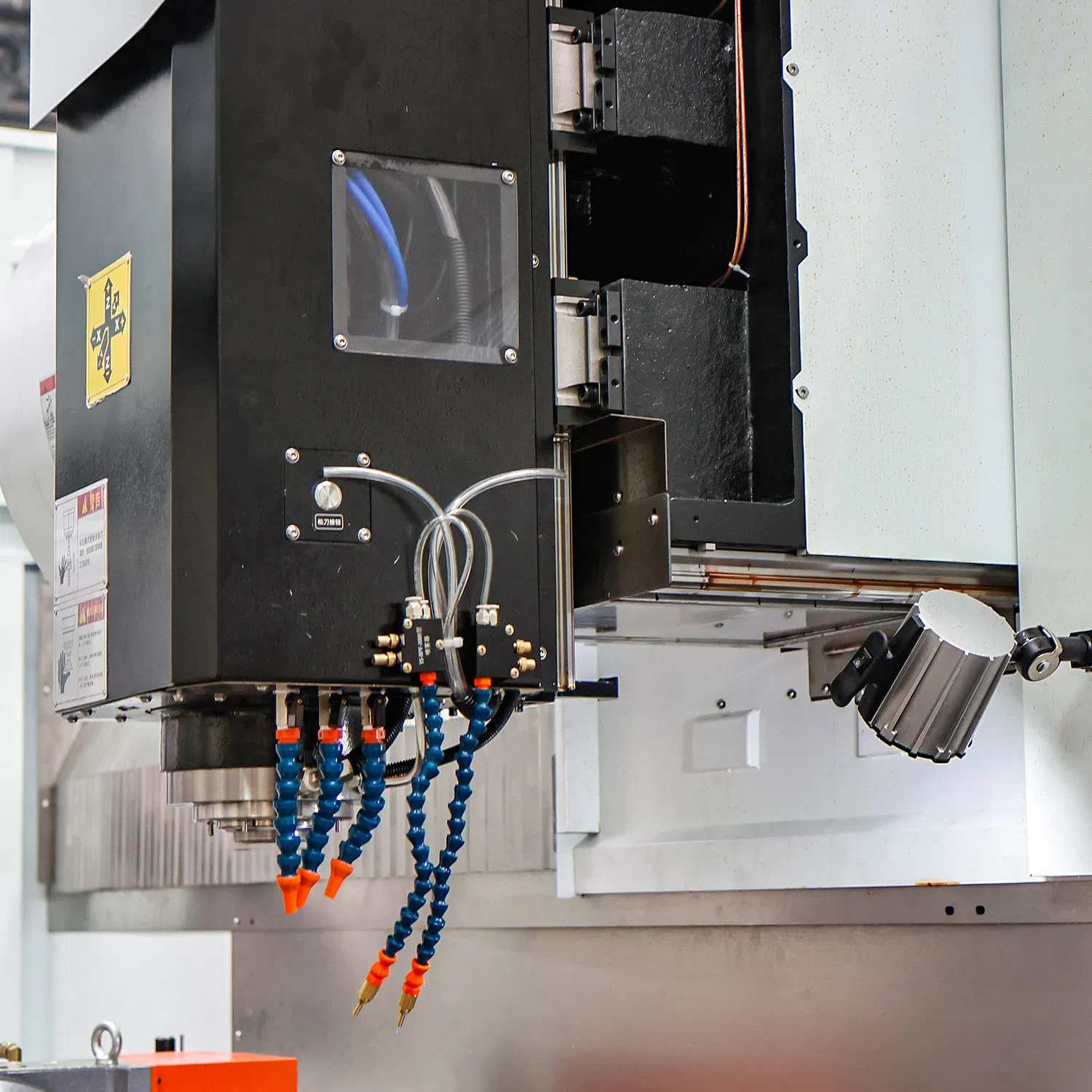 Dcv-Z 2550 Series High-Speed Long Stroke Machining Center CNC Machine