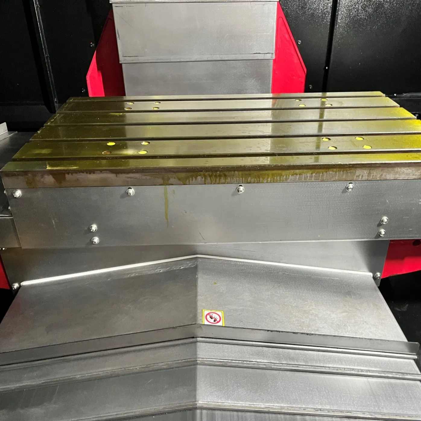 Automated CNC Vmc Milling and Turning Center Cl1300