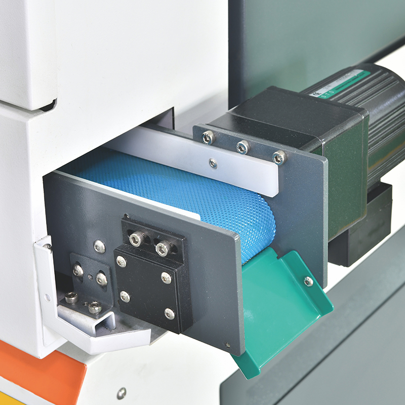 Automotive Industry Swiss Type CNC Chuck Control Turning Part Automatic Lathe Machine