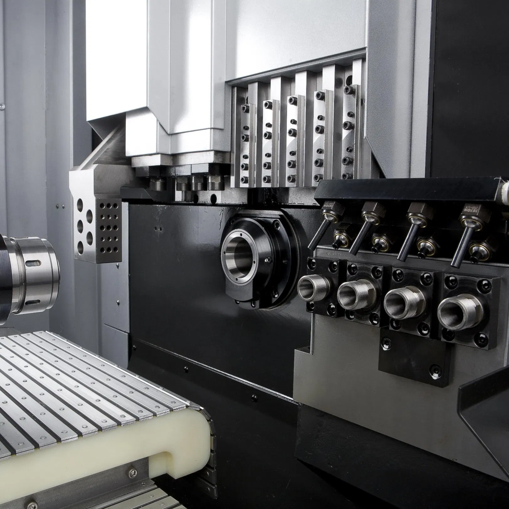 Swiss Type CNC Machine 164/325/385/425 CNC Turning Lathe for Metal