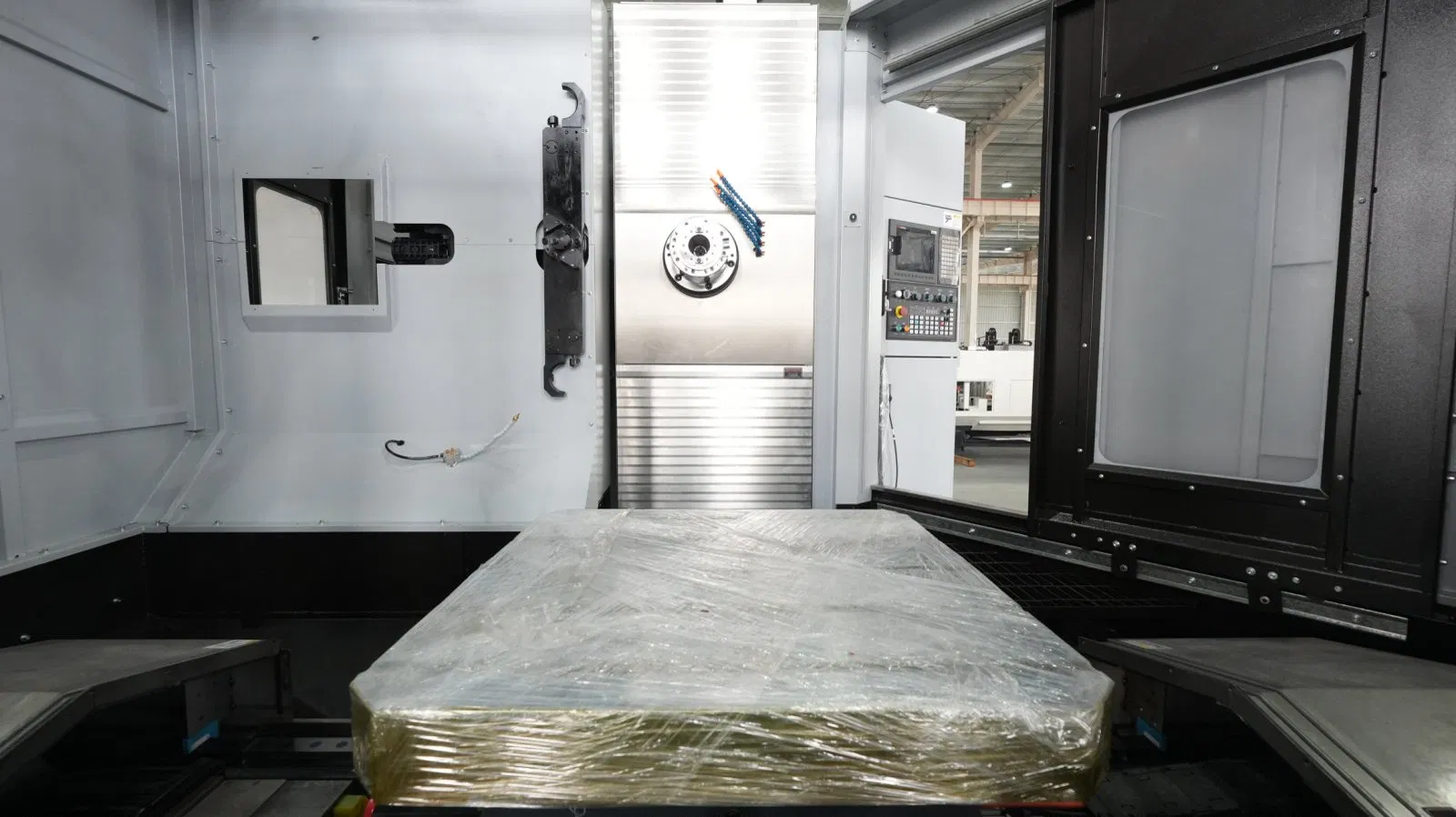 Advanced CNC Gantry System for Precision Milling and Boring