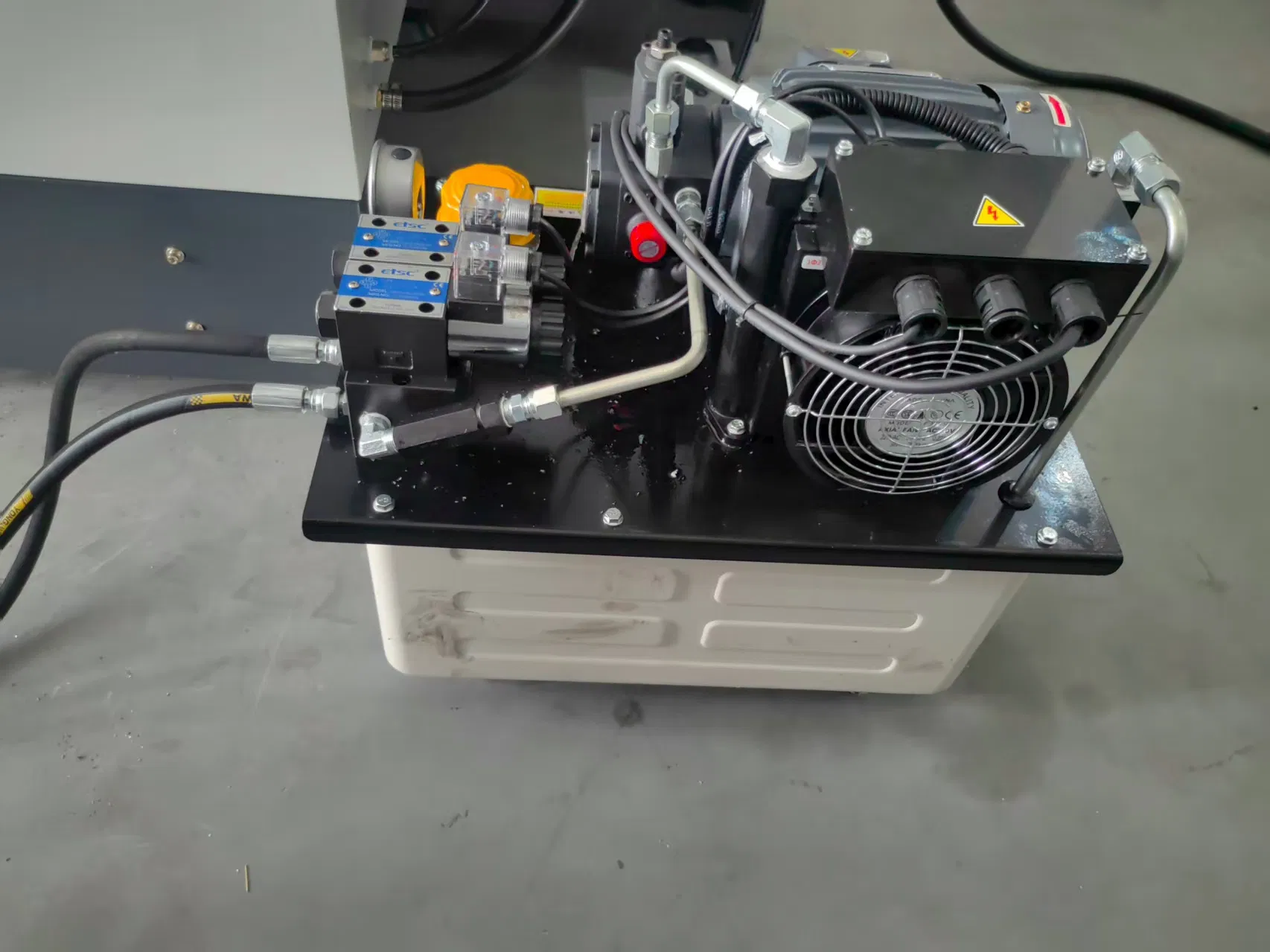 Versatile Vmc Tensioning System for Enhanced CNC Machining Performance