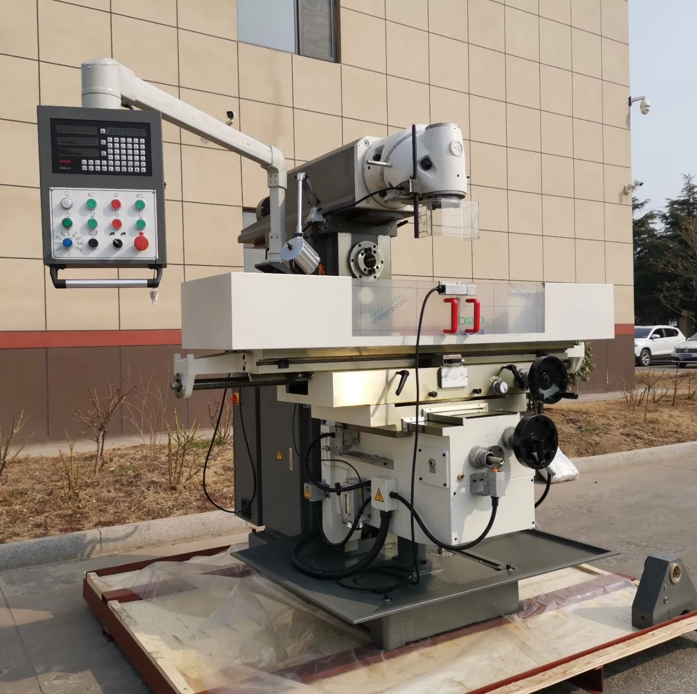 XL6436 XL6436c XL6436cl X6436 Conventional Vertical and Horizontal Swivel Head Automatic Feed Universal Milling Machine Price with Dro