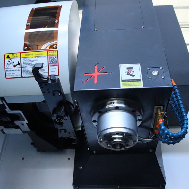 CNC High Speed Cost Effective Boring Milling and Cutting Combination Vmc1050 CNC Vertical Machining Lathe Center