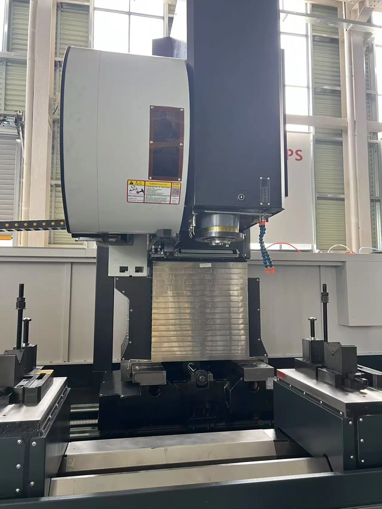 Versatile Vmc Tensioning System for Enhanced CNC Machining Performance