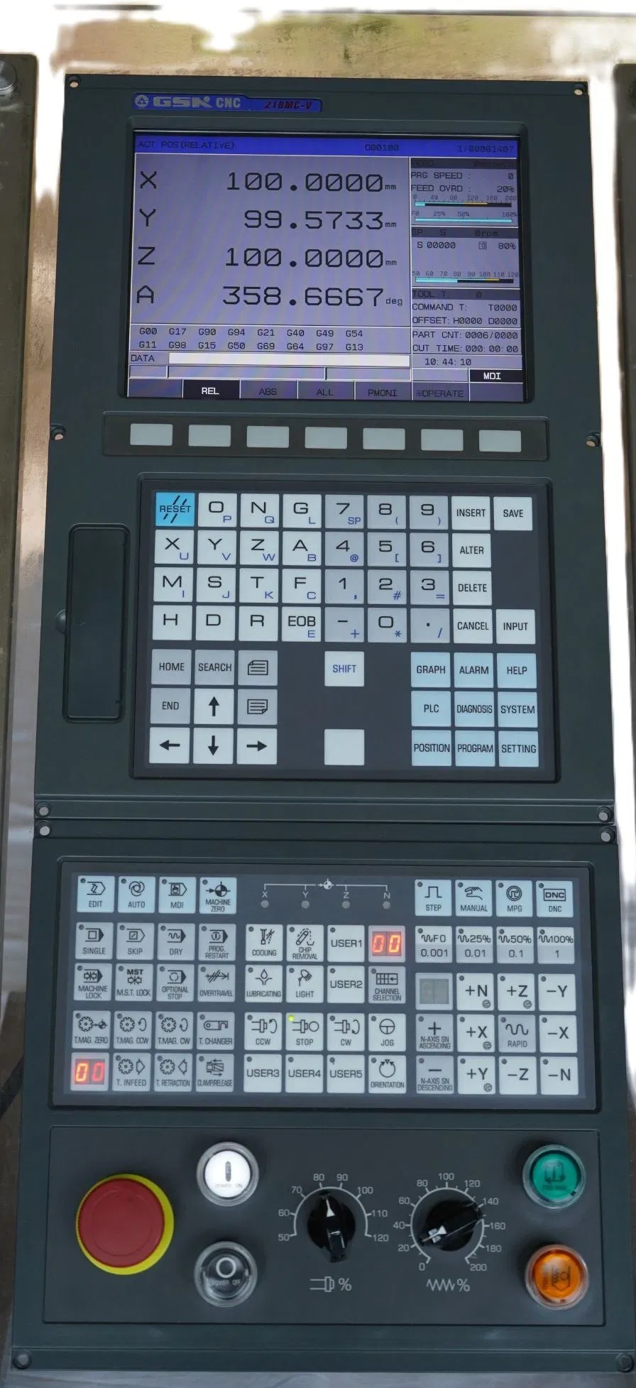 GSK 25iMC Series 10.4-Inch LCD Display CNC System for Milling Tools
