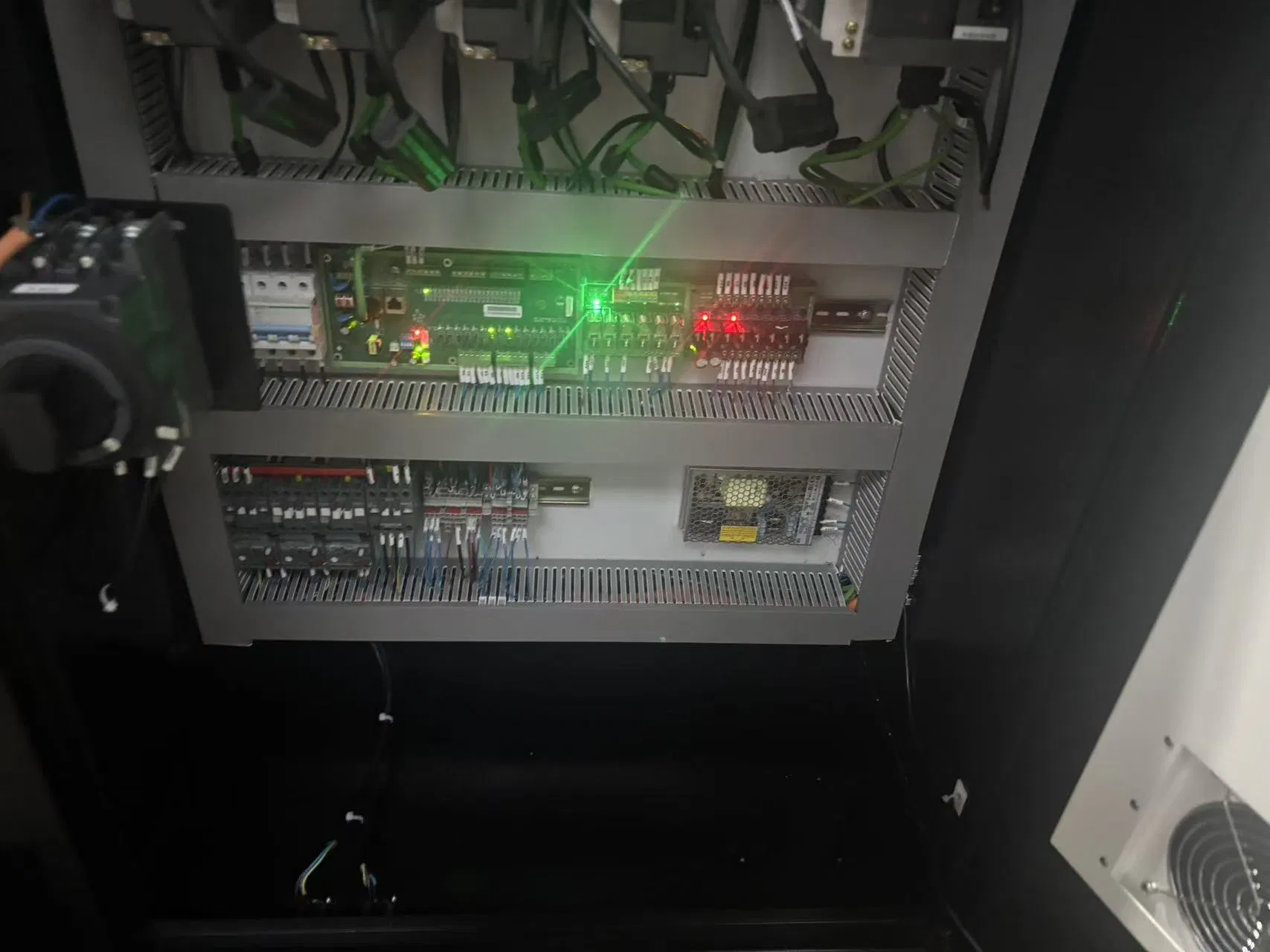 Korea CNC Router Lathe Milling Centre, Taiwan Syntec Control System