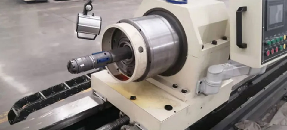 External chip drill bit