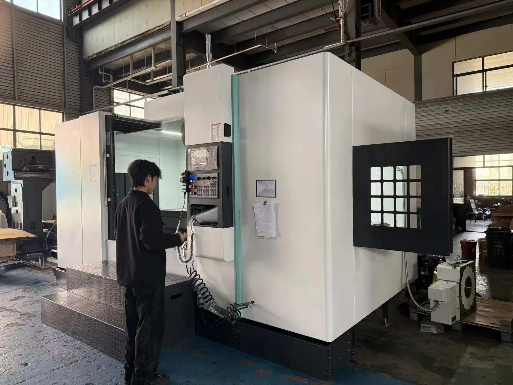 Professional CNC Machining Tools - High Precision Vertical Milling Center Systems