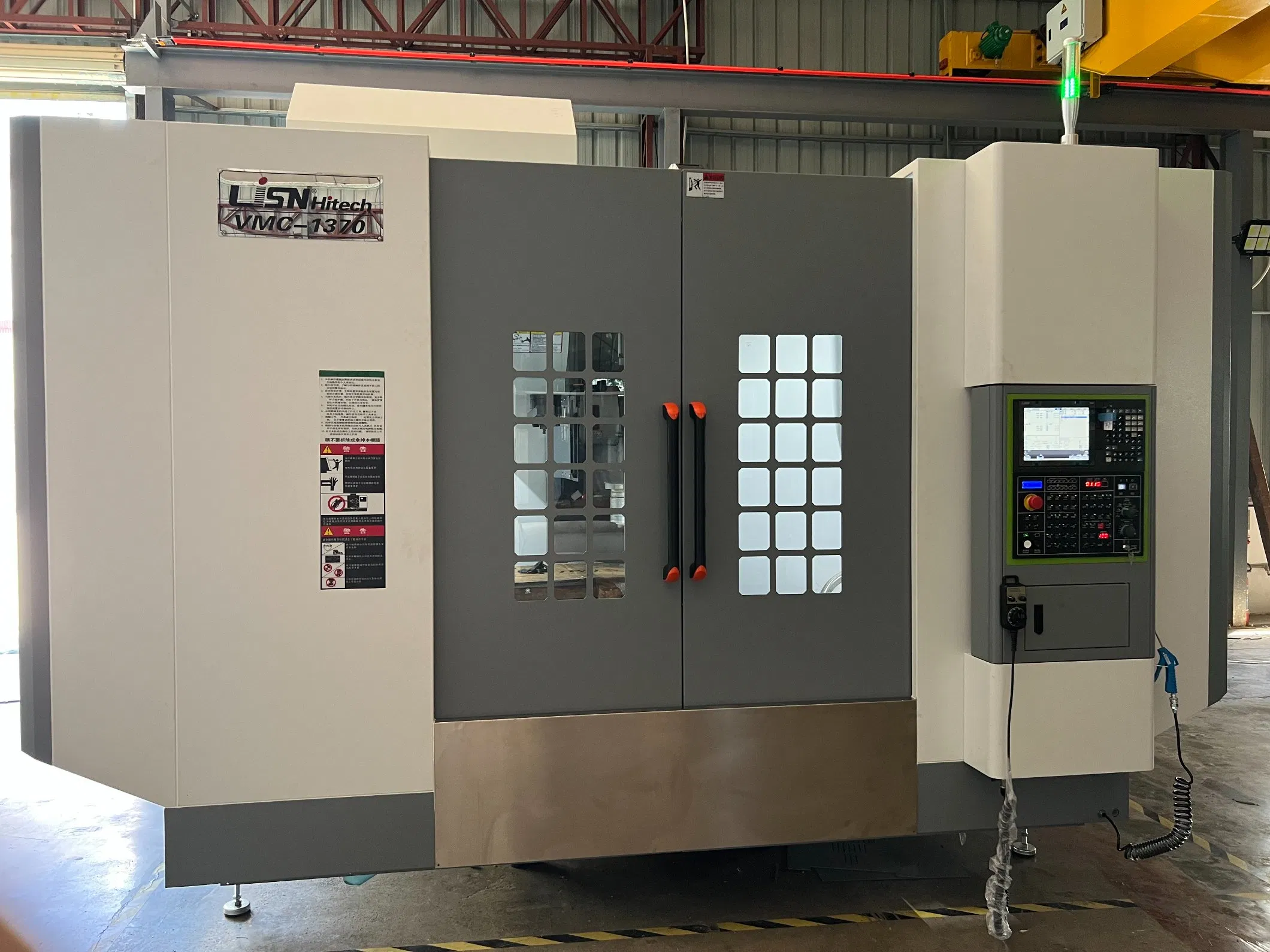 Vmc1580 Vertical 3 Axis CNC Machining Center Milling Machine Fanuc System