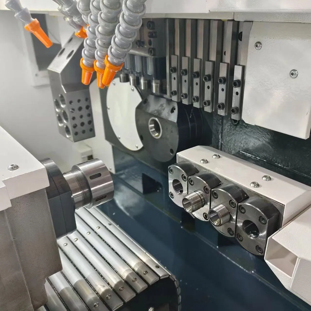 Swiss Type CNC Machine 164/325/385/425 CNC Turning Lathe for Metal