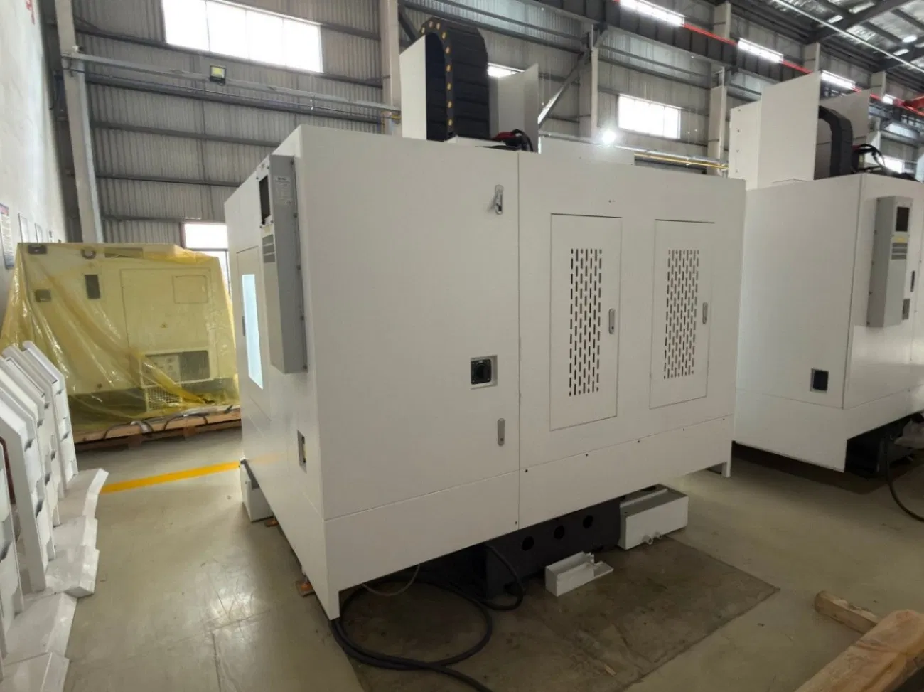 Multi-Axis Machine Tools Meticulous Value-Enhanced Vmc-850 CNC Machining Center