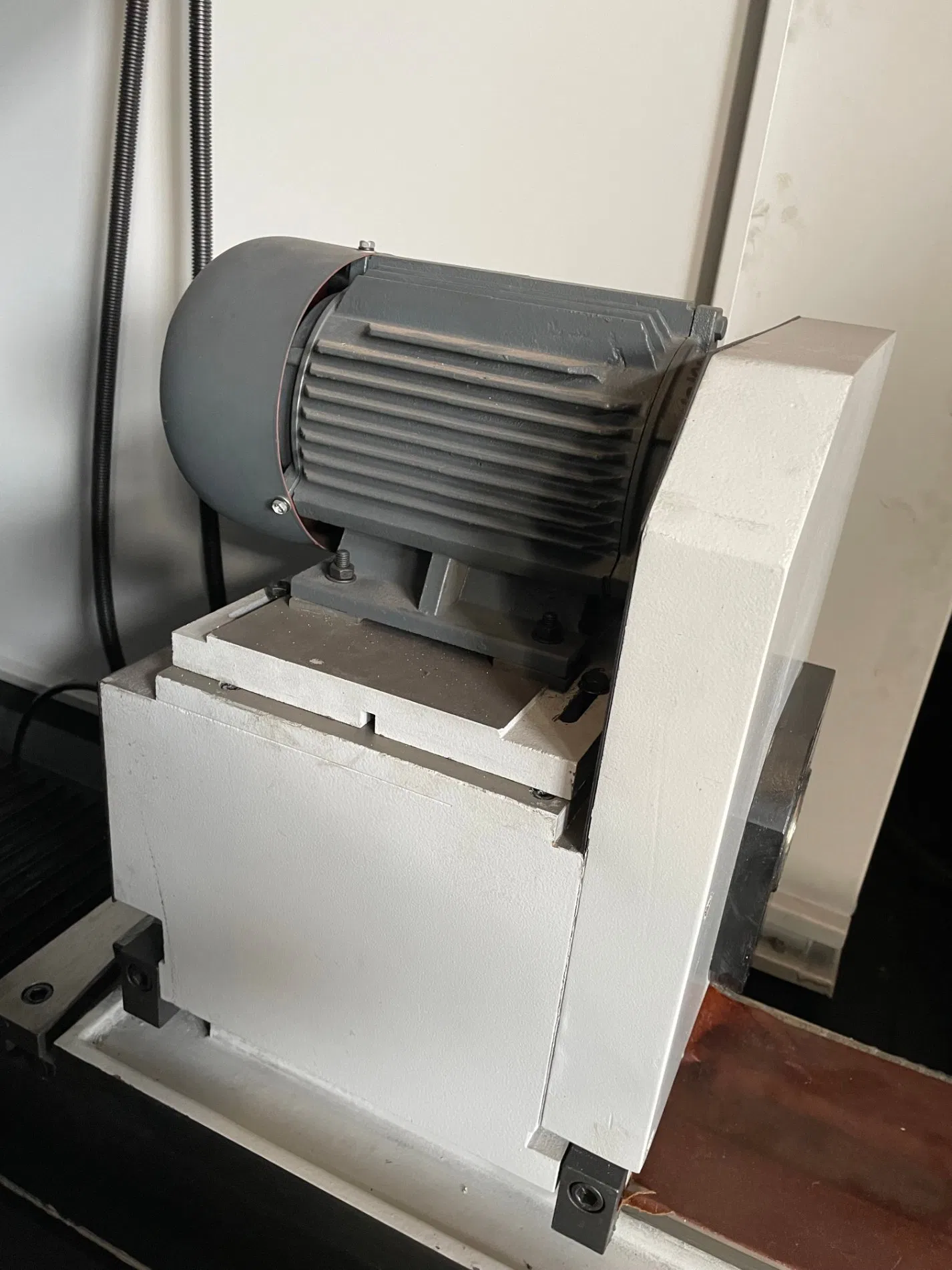 Mk1320*500 CNC Cylindrical Grinding Machine CNC Cylindrical Grinder