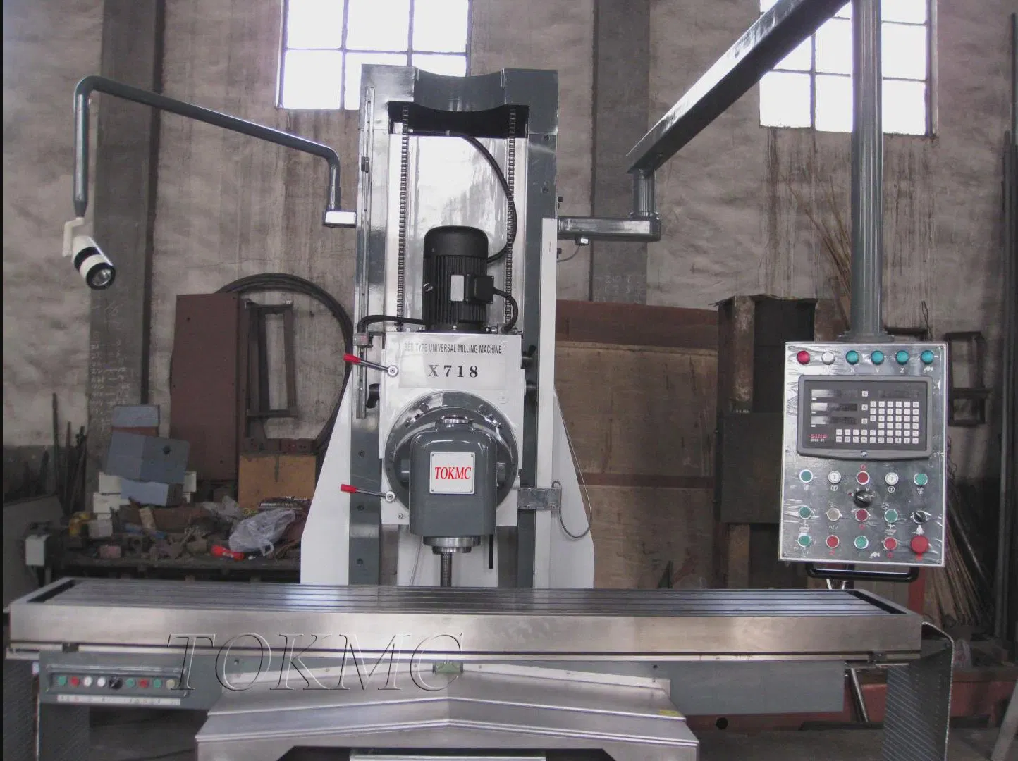 Vertical Universal Milling Machine Dro Knee Type Metal Milling Machine