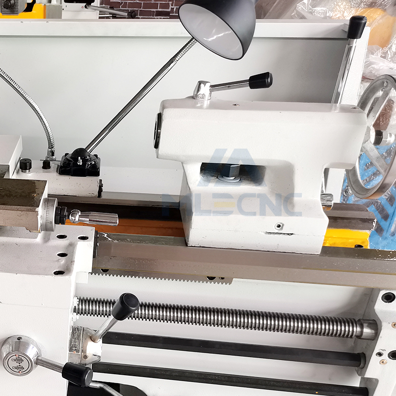 C6136D Small Toolroom Manual Drawing of Gunsmith Lathe Machine Low Cost