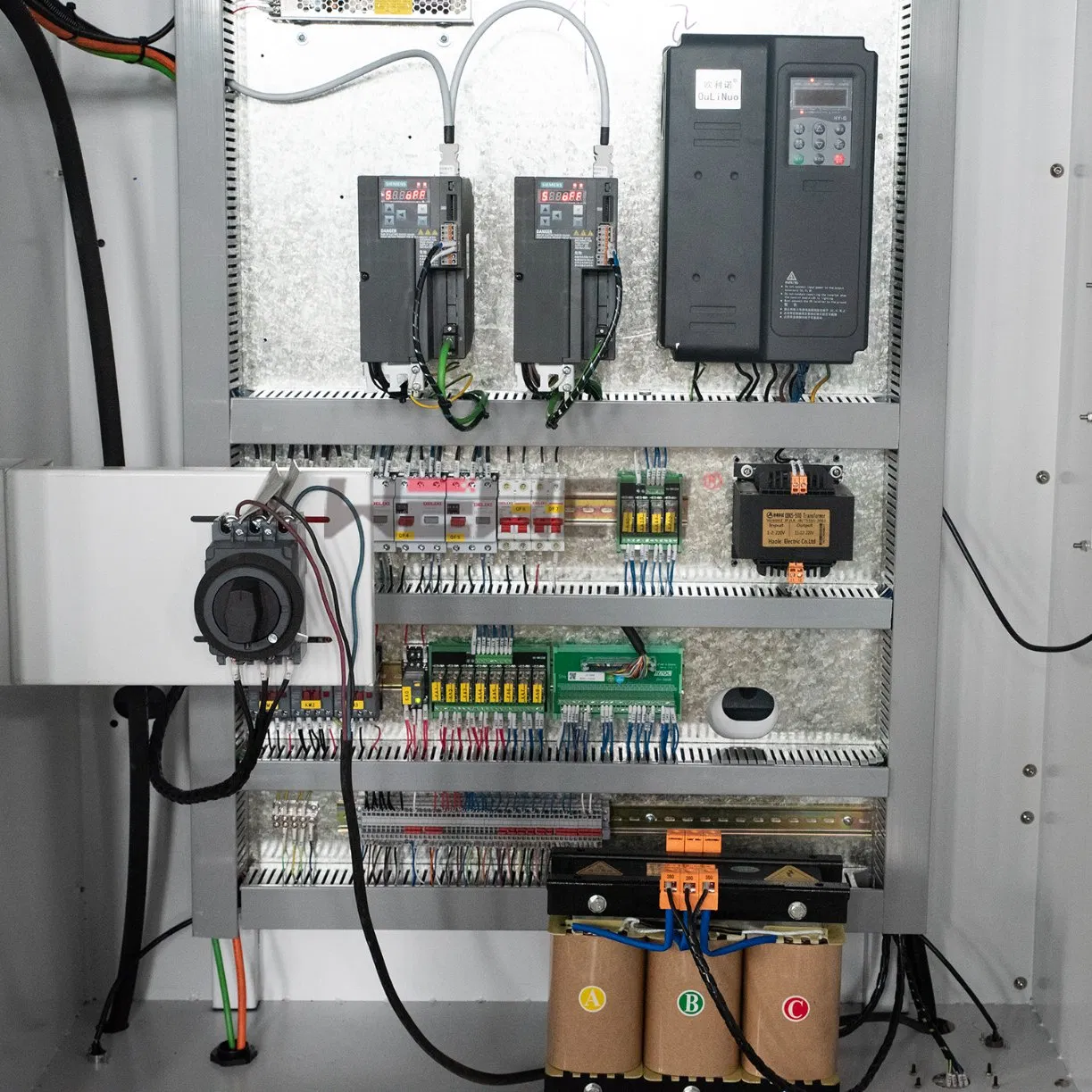 Ck6180 Heavy Duty Horizontal Flat Bed Bench CNC Lathe Conventional Industrial CNC Turning Machine Automatic Metal Cutting Machine Precision CNC Lathe Machine