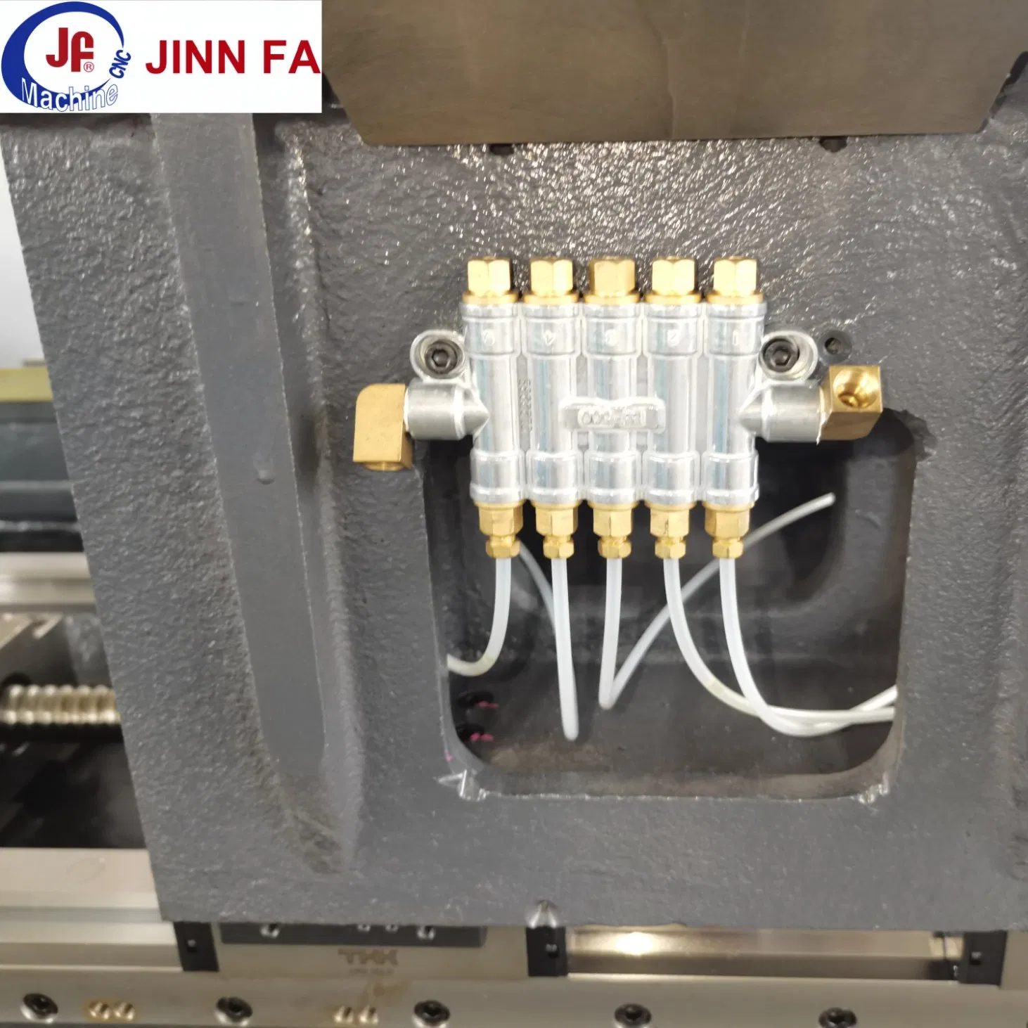 JINNFA YK-260M &nbsp;CNC Milling Machine for Metal Turn-Mill Combination